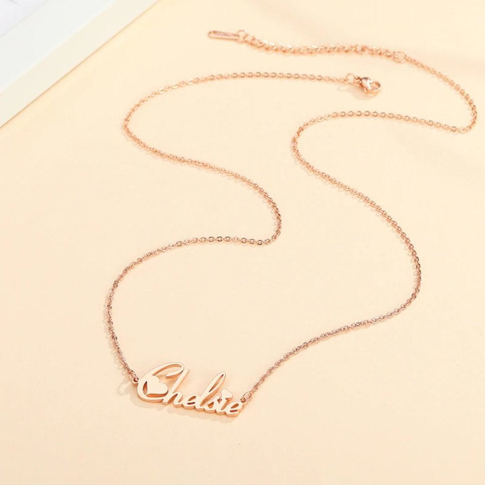 Personalized Name Necklaces for Women Girls N002